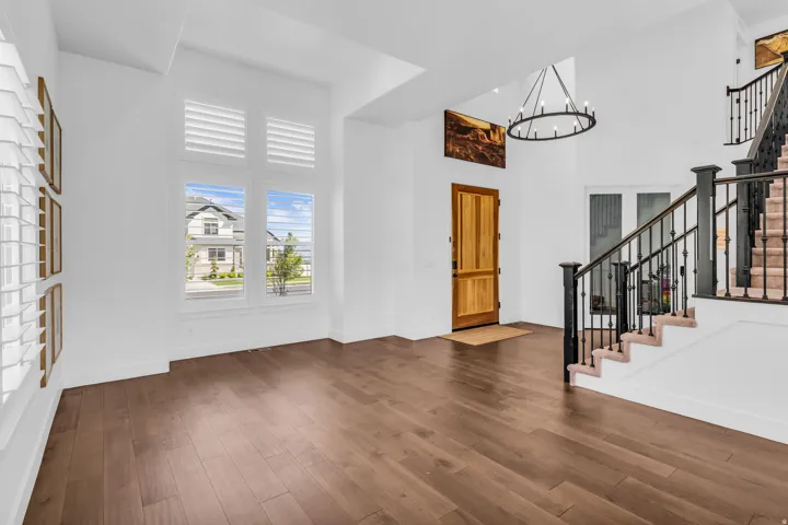 12517 N Minots Ledge Dr, Highland, Utah 84003