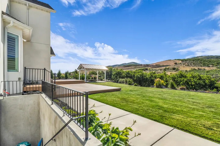 12517 N Minots Ledge Dr, Highland, Utah 84003