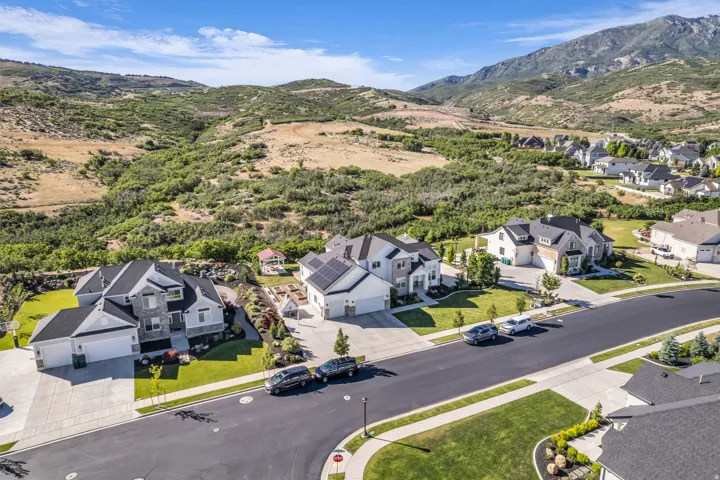 12517 N Minots Ledge Dr, Highland, Utah 84003