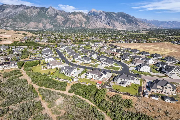 12517 N Minots Ledge Dr, Highland, Utah 84003