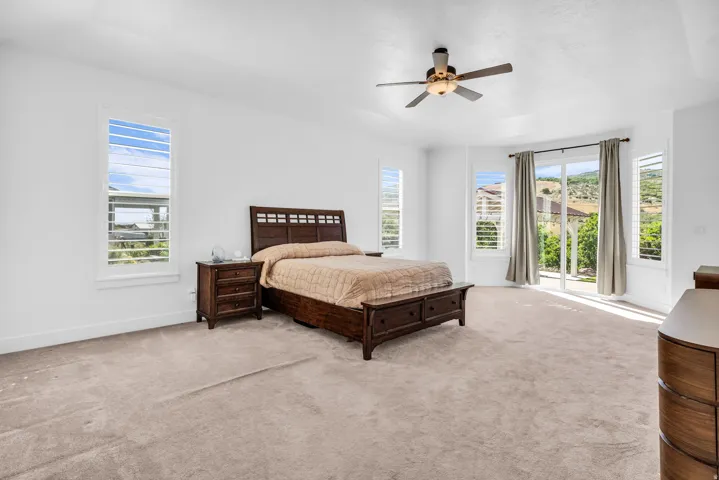 12517 N Minots Ledge Dr, Highland, Utah 84003