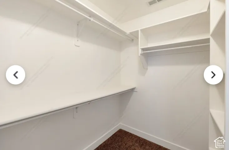 Walk in closet