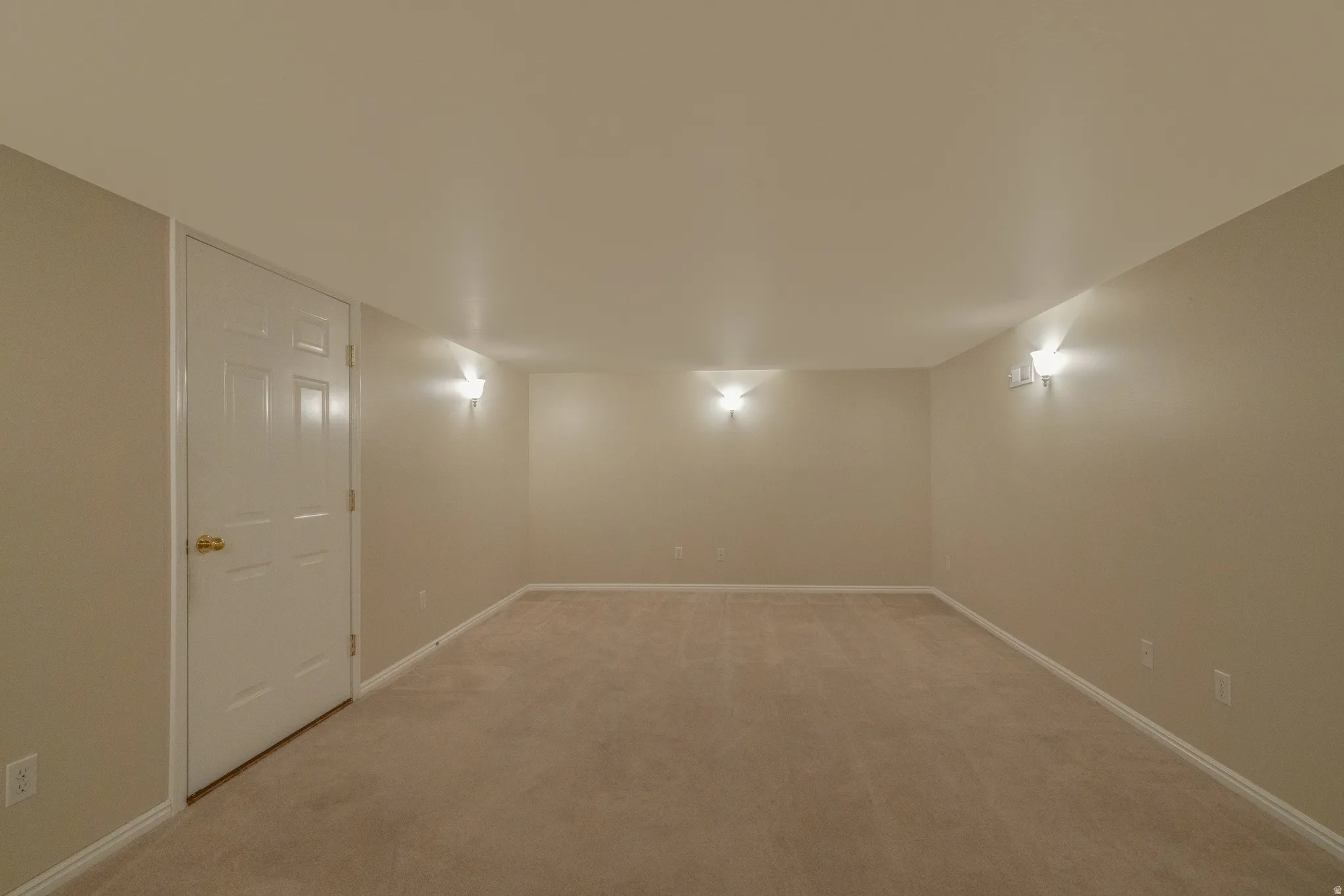 Empty room