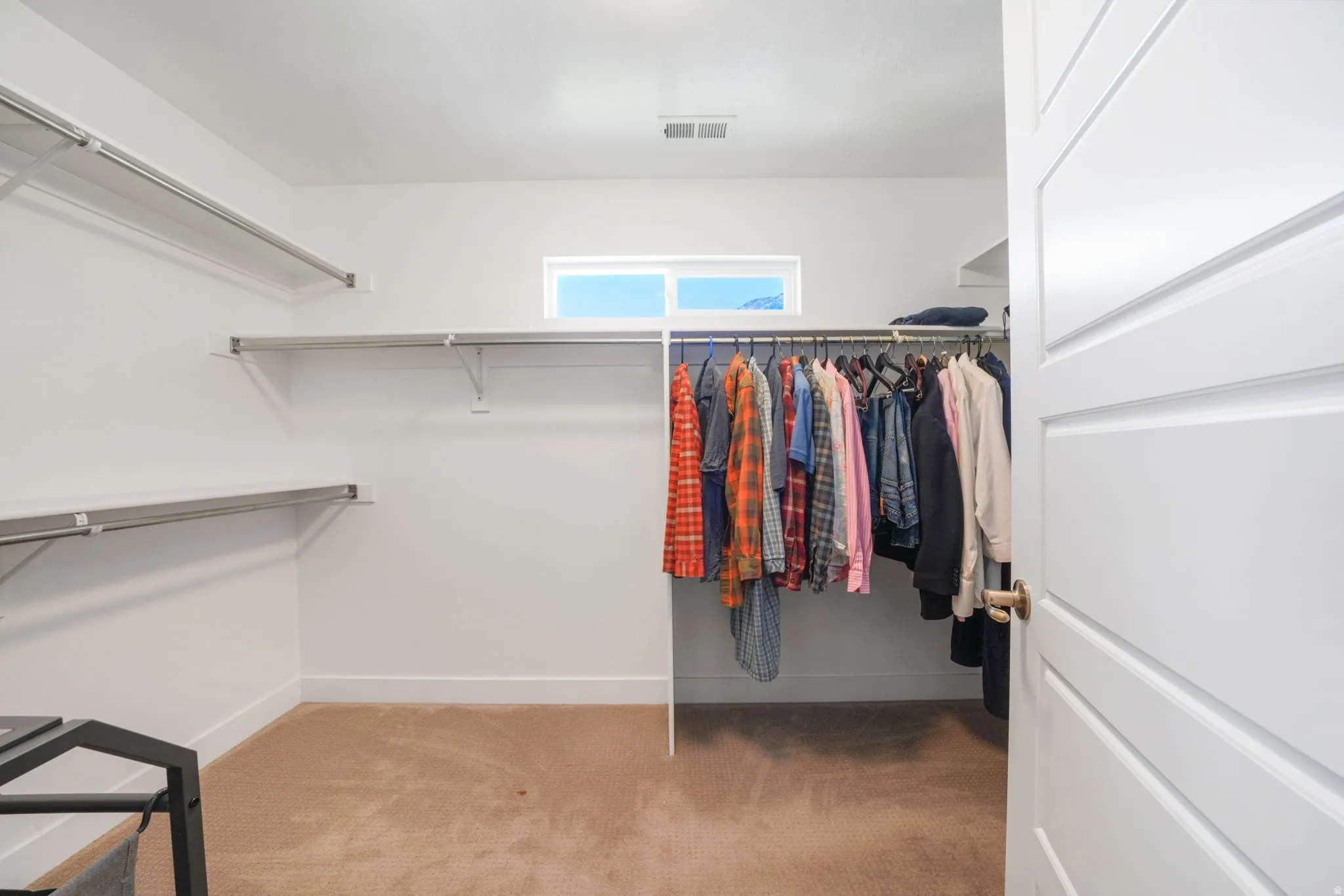 Walk in closet