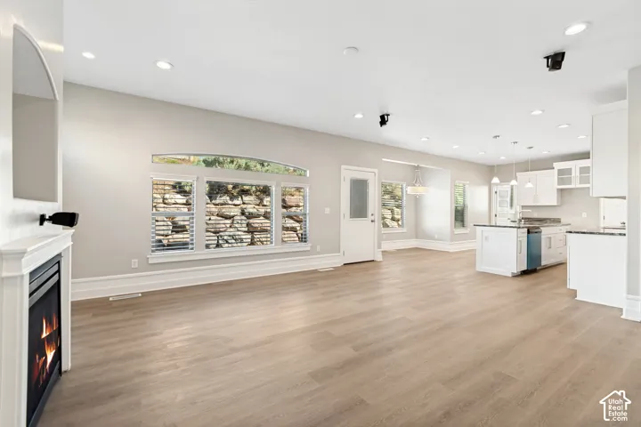 7462 S Sunset Maple Dr, West Jordan, Utah 84081