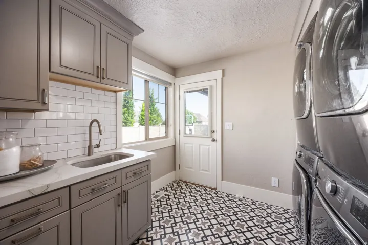 1476 W Elk View Cir, Mapleton, Utah 84664
