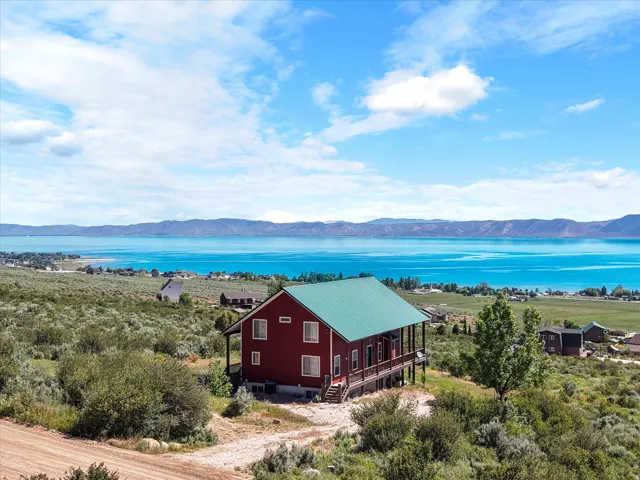2330 S Valleyview Dr, Garden City, Utah 84028