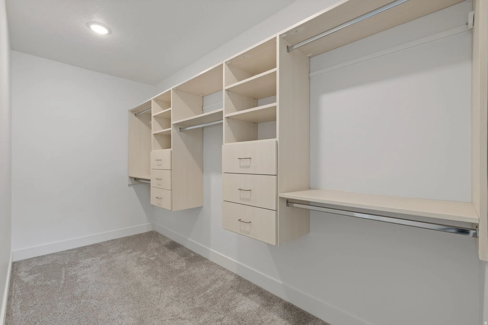 Walk in closet