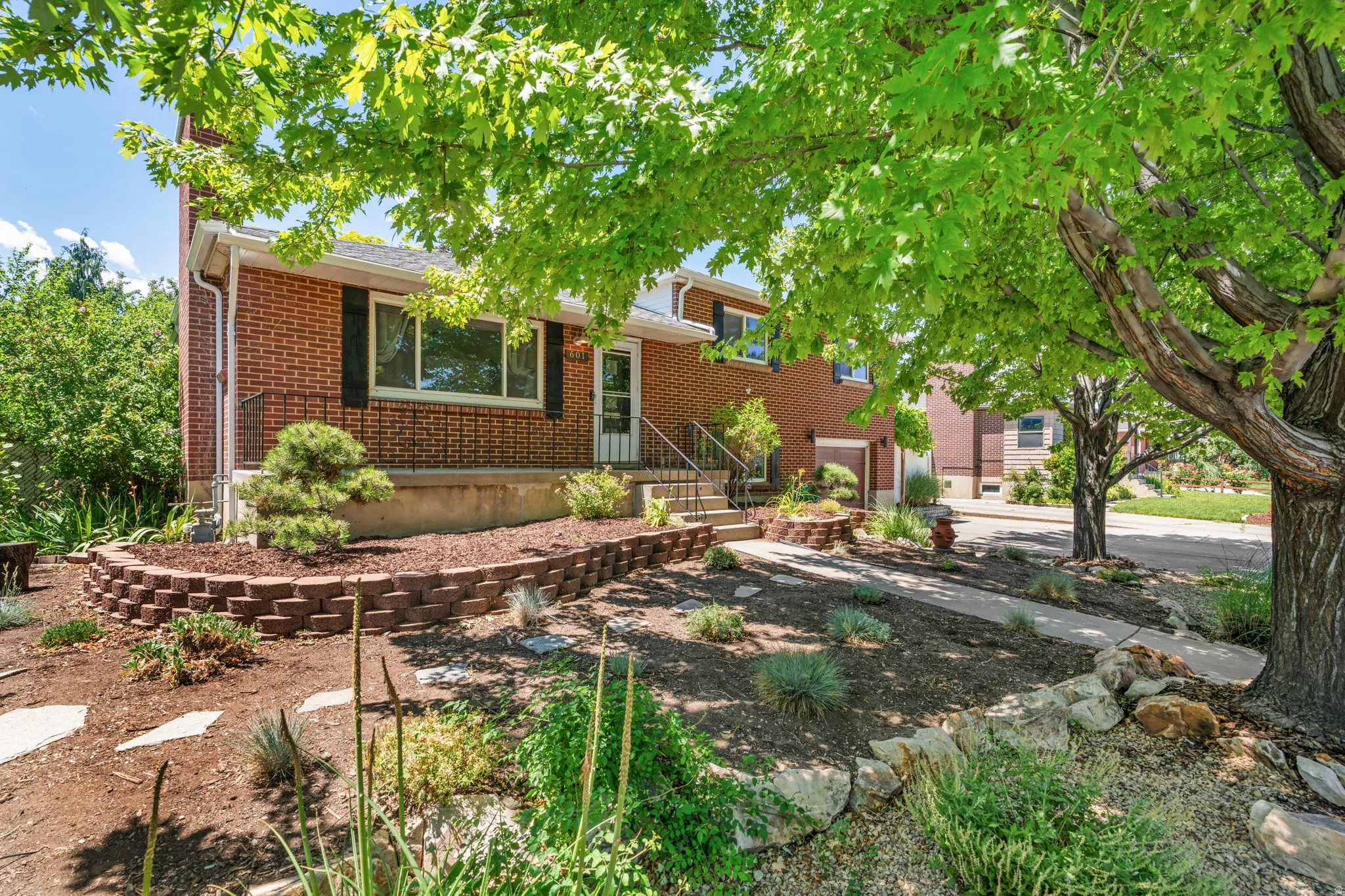 Xeriscaped yard, easy to maintain