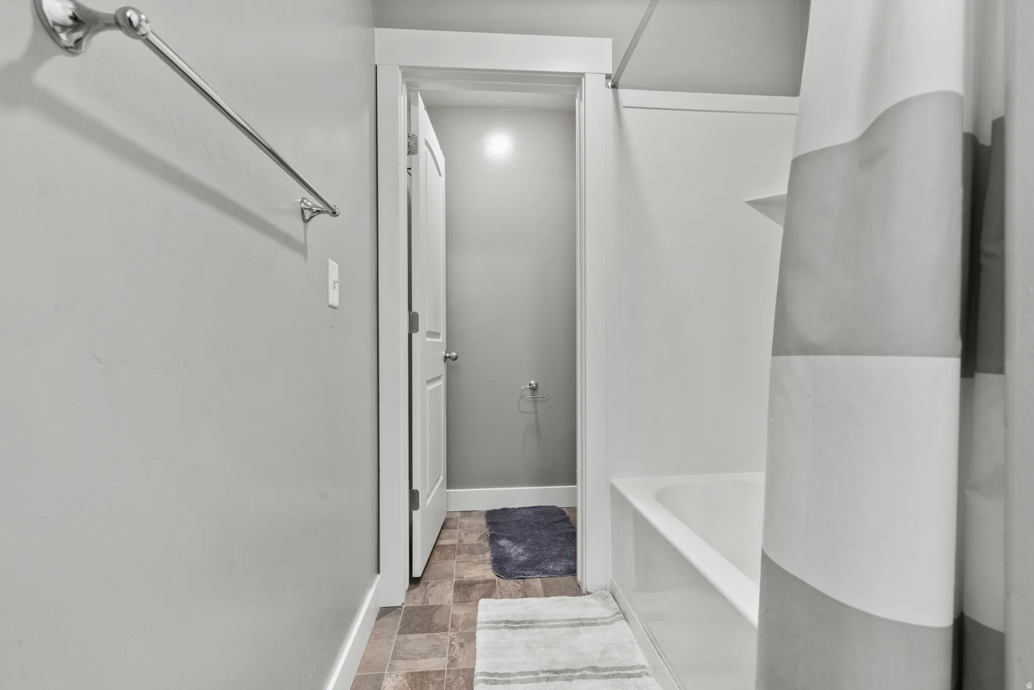 Primary Full Bathroom