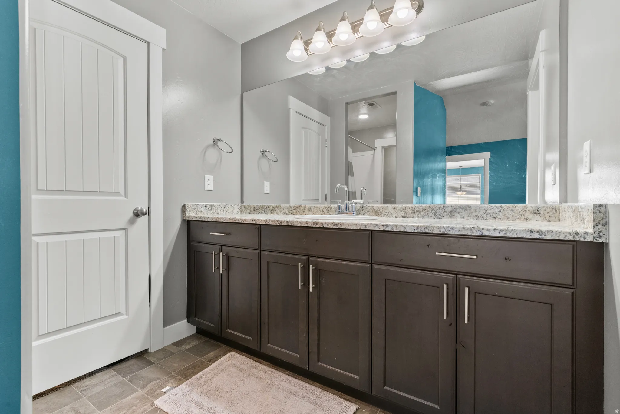Primary En Suite
