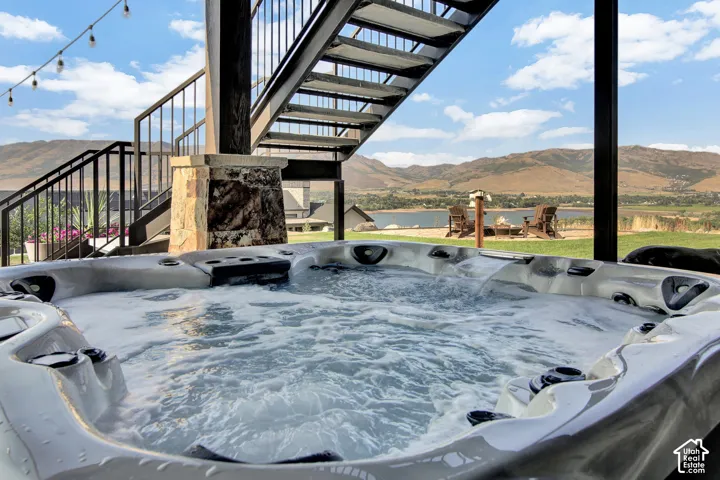 6226 E Hawks Ln, Huntsville, Utah 84317