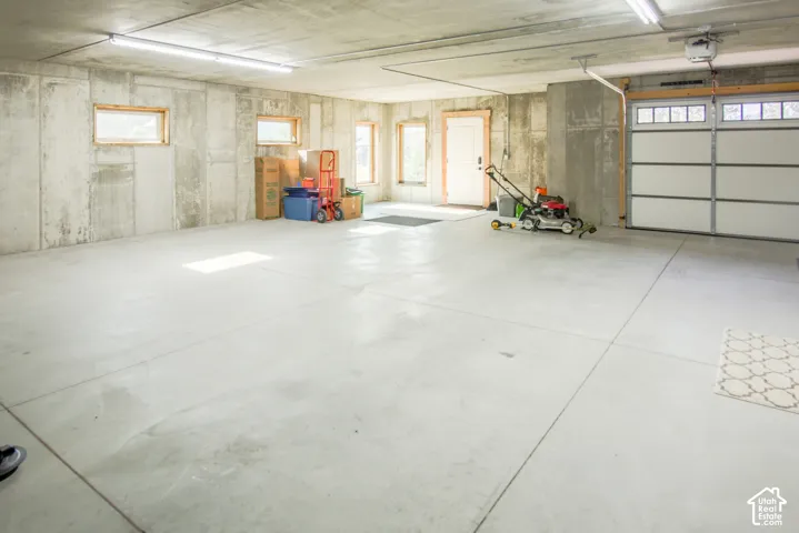 6226 E Hawks Ln, Huntsville, Utah 84317
