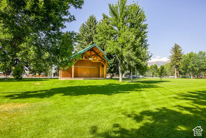 6226 E Hawks Ln, Huntsville, Utah 84317