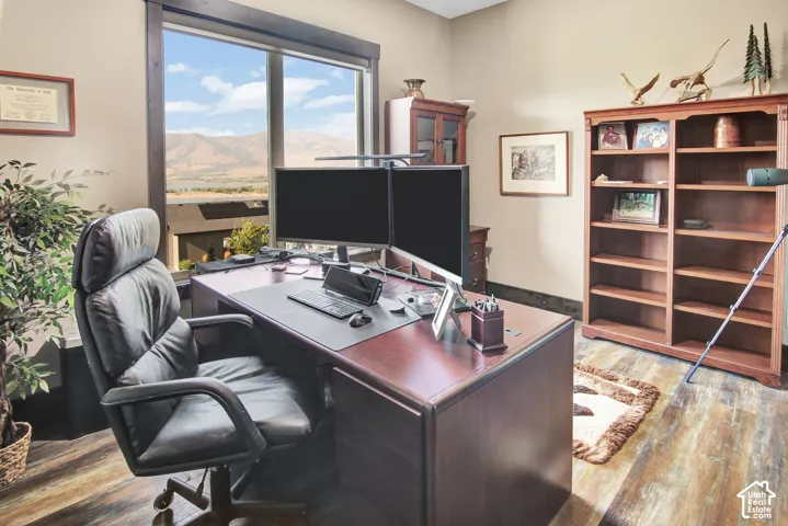 6226 E Hawks Ln, Huntsville, Utah 84317