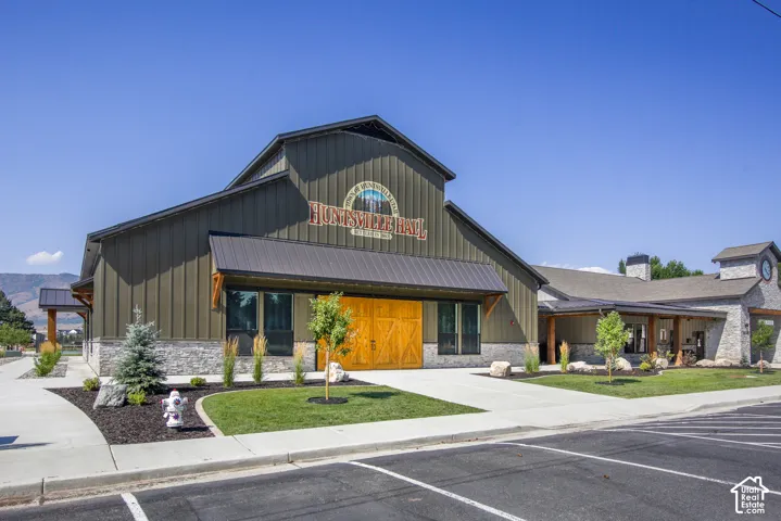 6226 E Hawks Ln, Huntsville, Utah 84317