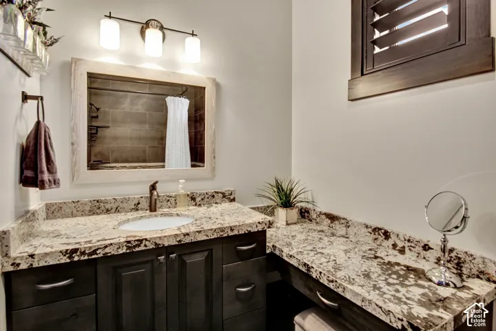 6226 E Hawks Ln, Huntsville, Utah 84317