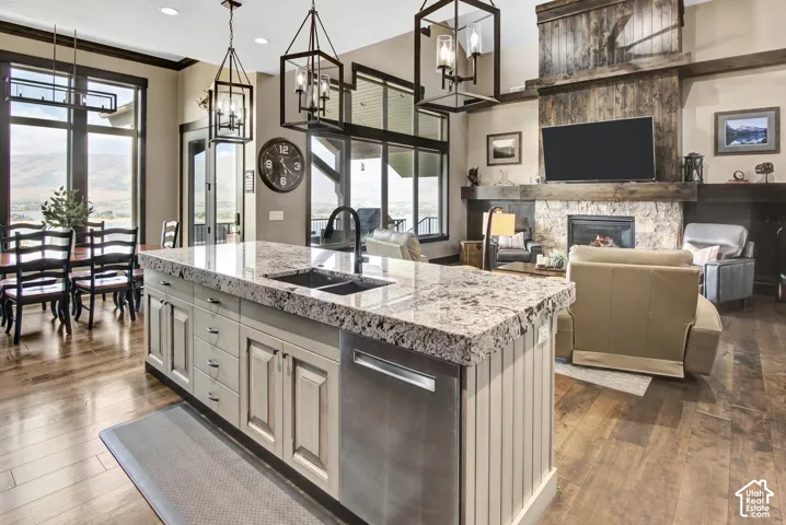 6226 E Hawks Ln, Huntsville, Utah 84317