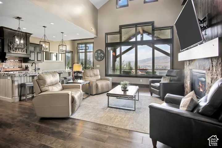 6226 E Hawks Ln, Huntsville, Utah 84317