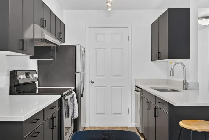 1222 E Waterside Cv ##11, Cottonwood Heights, Utah 84047