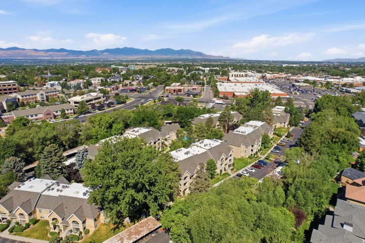 1222 E Waterside Cv ##11, Cottonwood Heights, Utah 84047