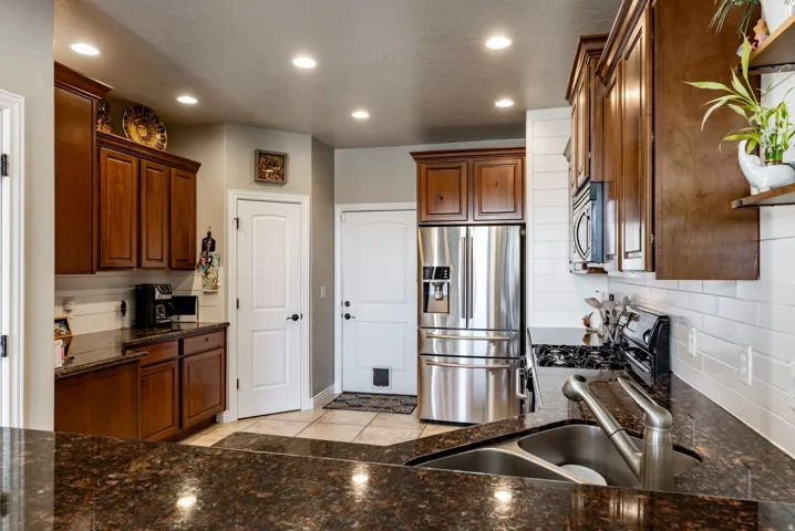 283 E Nechatel Dr, Draper, Utah 84020