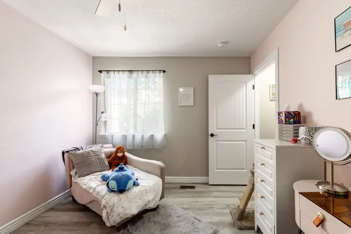 283 E Nechatel Dr, Draper, Utah 84020