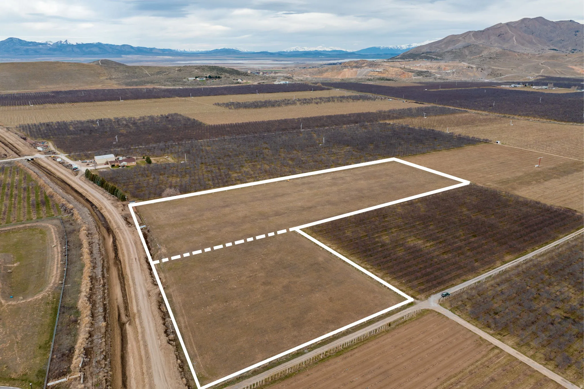 Expansive land parcel featuring clear boundaries