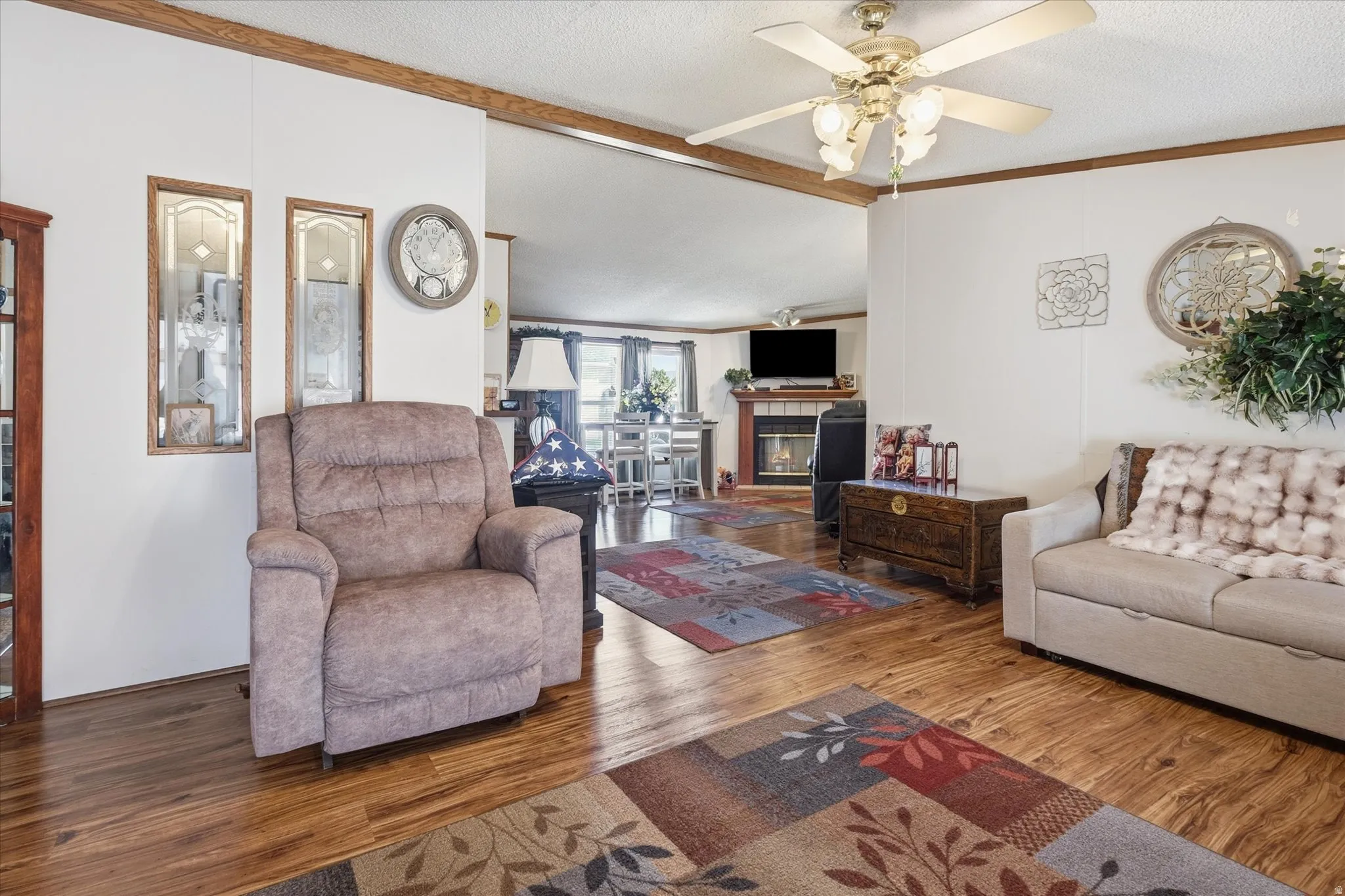 Spacious living area