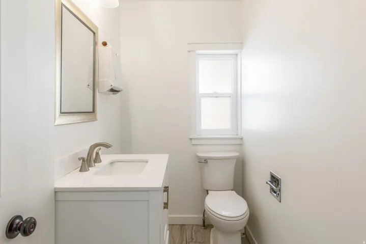 143 S 400 E, Salt Lake City, Utah 84111