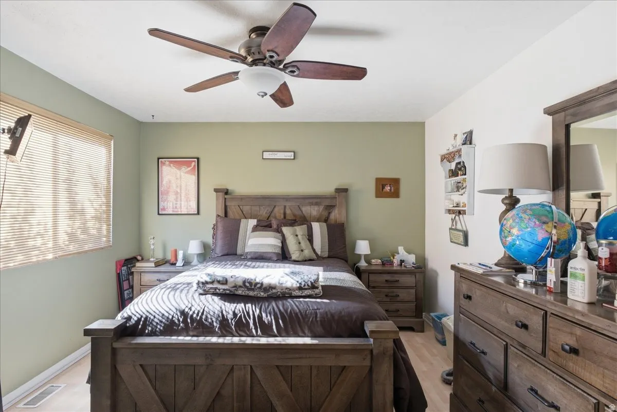 Bedroom