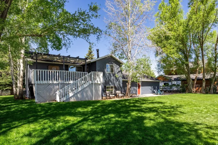 4366 N Meadow Ln, Oakley, Utah 84055