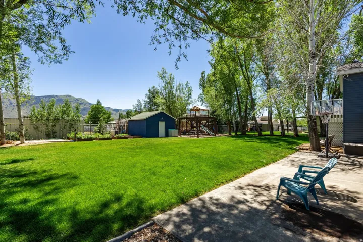4366 N Meadow Ln, Oakley, Utah 84055