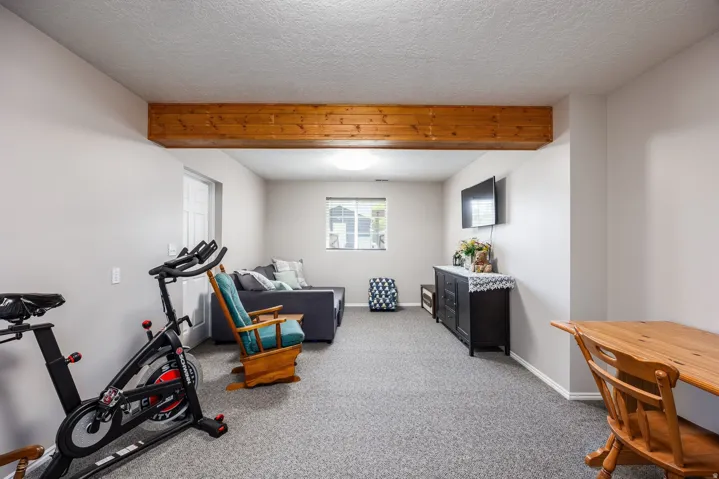 4366 N Meadow Ln, Oakley, Utah 84055