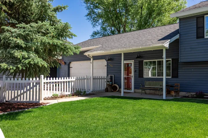 4366 N Meadow Ln, Oakley, Utah 84055