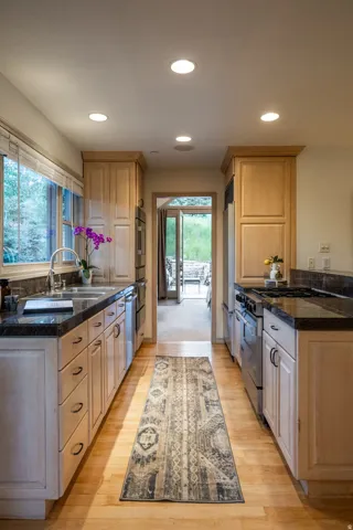 123 Ridge Ave, Park City, Utah 84060