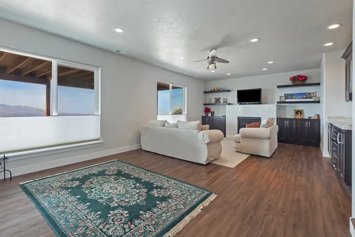 8564 S Little Willow Cir, Cottonwood Heights, Utah 84121