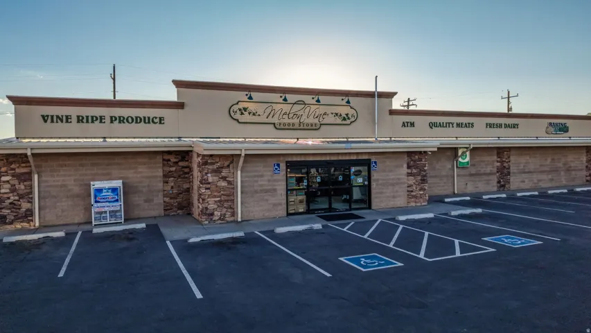 Outdoor building