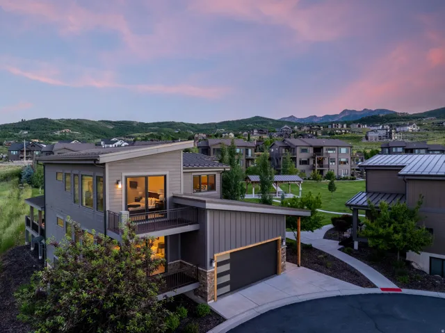 6389 E 820 S, Huntsville, Utah 84317