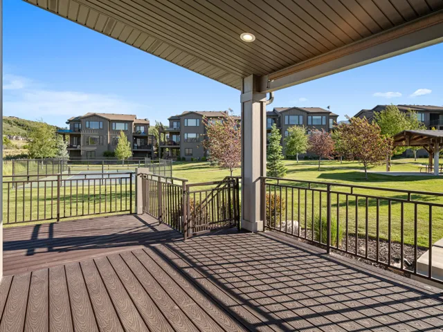 6389 E 820 S, Huntsville, Utah 84317