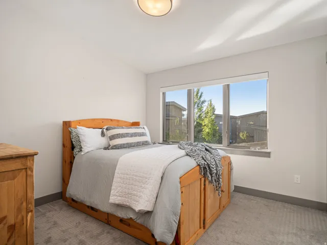 6389 E 820 S, Huntsville, Utah 84317