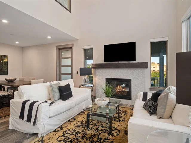 6389 E 820 S, Huntsville, Utah 84317