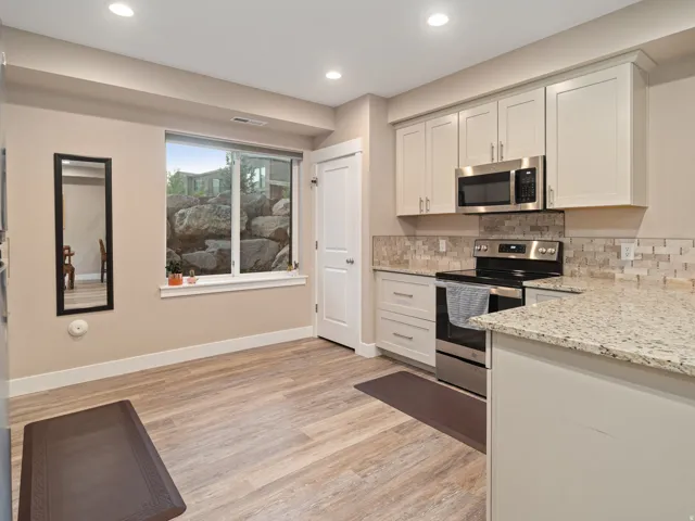 6389 E 820 S, Huntsville, Utah 84317