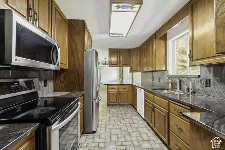 1602 E Nicklaus Cir, Sandy, Utah 84092