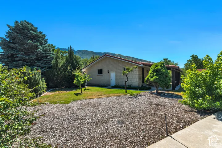 1602 E Nicklaus Cir, Sandy, Utah 84092