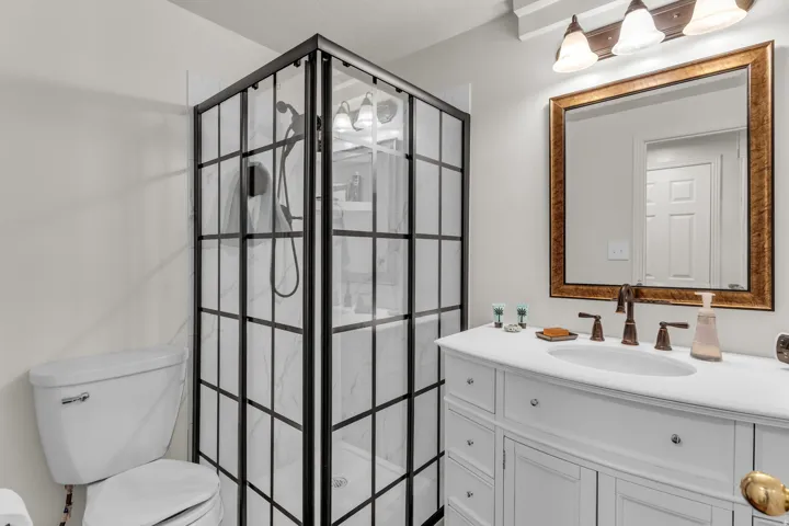 1164 W Old Hollow Way, West Jordan, Utah 84084