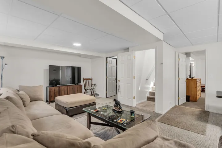 1164 W Old Hollow Way, West Jordan, Utah 84084