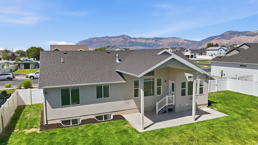 2467 W 3375 S, West Haven, Utah 84401