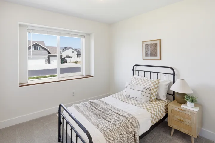 2467 W 3375 S, West Haven, Utah 84401