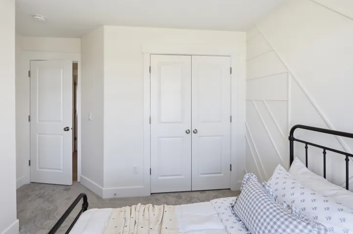 2467 W 3375 S, West Haven, Utah 84401